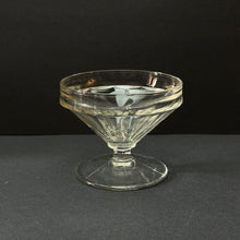 Load image into Gallery viewer, French Sorbet Glasses/Dishes - French Vintage Glass - SET of 4+2