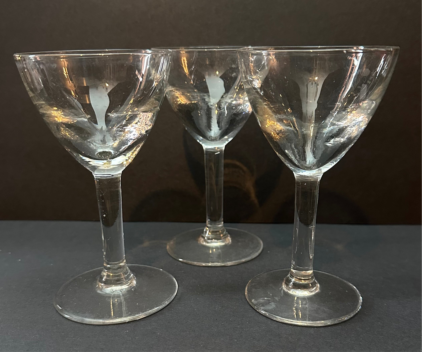 French Bistro Wine Glasses - Plain - Set of Three (3)