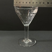 Load image into Gallery viewer, Ribbed Bistro Glasses - French Vintage - Medium - SET of 3