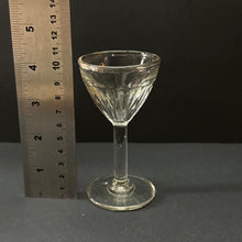 Load image into Gallery viewer, Single French Antique Bistro Wine Glass (1)