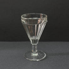 Load image into Gallery viewer, French Vintage Wine Glasses - Conical Bistro - SET of 7 - Small