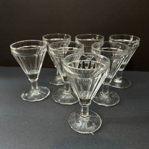 French Vintage Wine Glasses - Conical Bistro - SET of 7 - Small