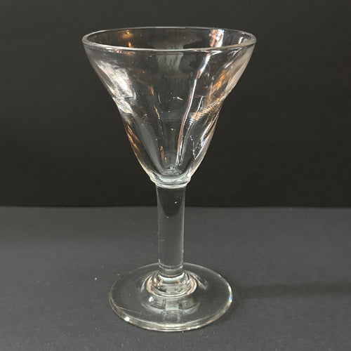 Single French Antique Bistro Wine Glass - Heavy Plain design