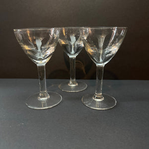 French Bistro Wine Glasses - Plain - Set of Three (3) - French General Trading