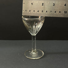 Load image into Gallery viewer, Single French Antique Bistro Wine Glass (1) - French General Trading