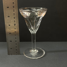 Load image into Gallery viewer, Very Heavy French Bistro Wine Glasses SET (4) Four - Large Bohemian - French General Trading